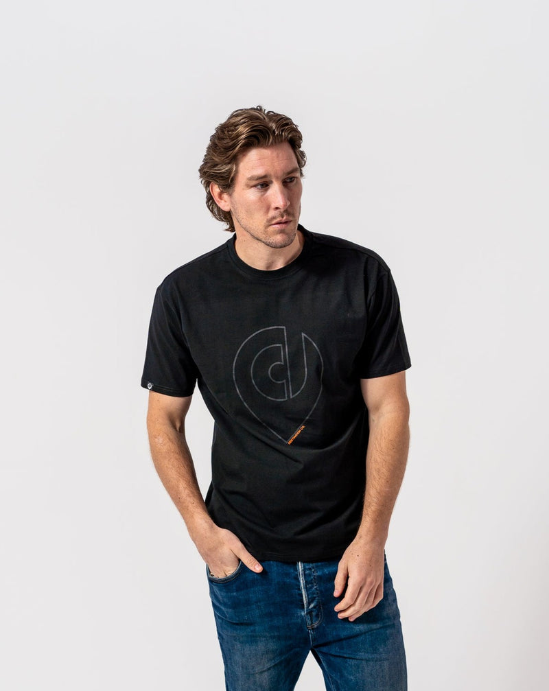 The Shadow - Classic fit T-shirt in Black with Orange accents